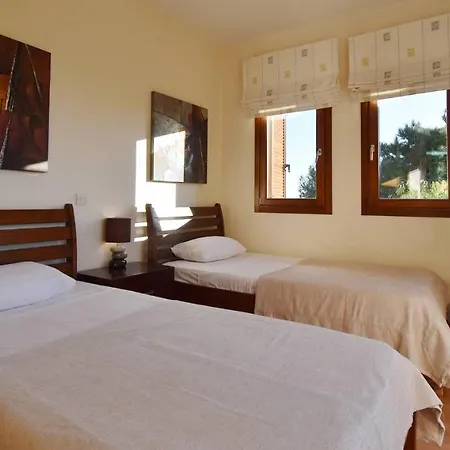 Latsia Villa *